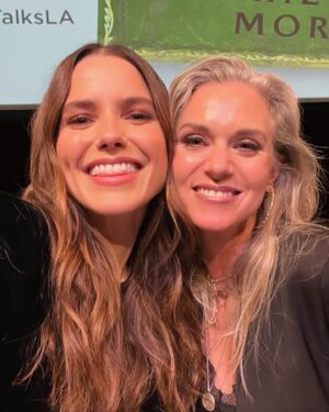 Sophia Bush Instagram - Guess who’s on @workinprogress today!? 🔮 On October 17th I had a great pleasure of hosting my sweet sister @hilarieburton’s LA book tour stop. We talked all things #GrimoireGirl, magic, love, friendship, how “poor choices” make for a good life, and what it means when we decide to tell our stories. It was such a special chat that we brought it to the pod to share it with all of you. Enjoy! 🫶🏼 #linkinbio