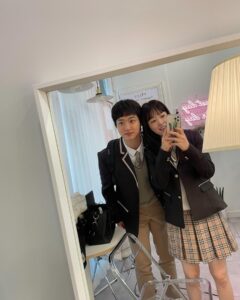 Park Bo-young Instagram - 🧡