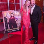 Sherlyn Instagram – Mira nada mas… Cumpliendo más sueños… me gusta mi vida bonita 

Stylist @benditoclosetstyle 
Vestido @odalysmarino
Manager @alepalomera1 
Portada @estylomag 
Gracias @ricardo_h01 por el gran equipo y el cariño!