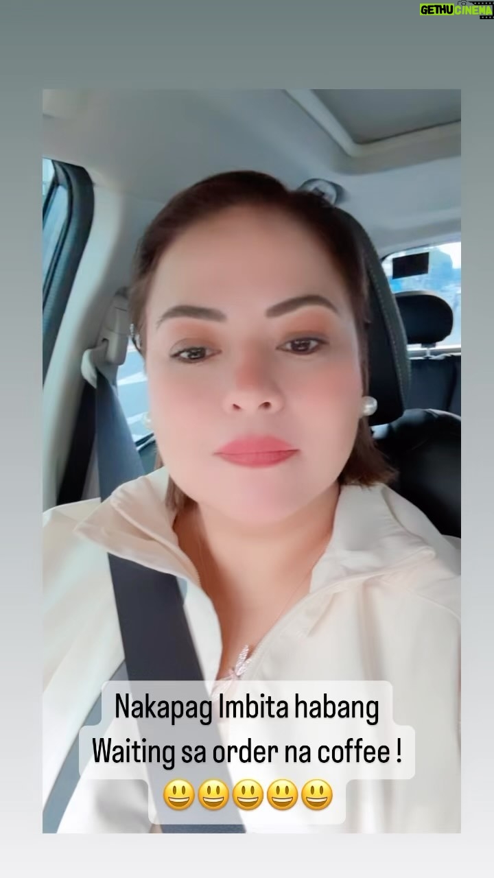 Karla Estrada Instagram - Nakapag invite while waiting for my coffee 😃