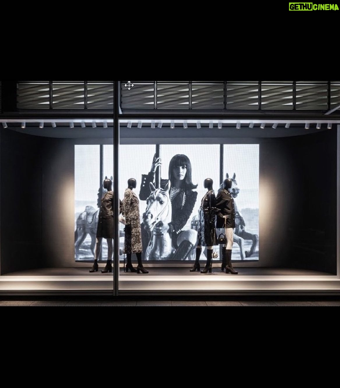 Nana Komatsu Instagram - @chanelofficial in Tokyo π€π©Άπ€
CHANEL Fall-Winter 2023/24 collection