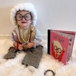 Iris Apfel Instagram - The spooky celebrations continue! 👻🍭🌟🎃 #halloween