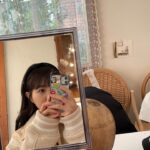Park Bo-young Instagram - 🧡
