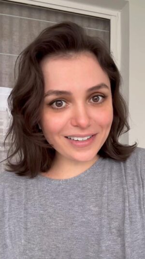 Monica Iozzi Instagram - 🎵 Eu voltei, voltei para ficar. Porque aqui, aqui é o meu lugar. 😎