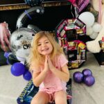 Jésica Cirio Instagram - Hoy cumplís un año más. Y solo quiero agradecerte porque con tu llegada me hiciste la persona más feliz y más completa! 😁 No solo me haces feliz, sino que cada día me enseñas a vivir y madurar. 
Vos haces que las cosas más duras y difíciles sean menos complicadas, con tu sonrisa y esos abrazos que me llenan el alma!!!
Siempre te voy a acompañar y siempre vamos a estar juntas ❤️😍🙏 
Que tengas un hermoso cumple🎂🎂