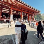 Sheryl Rubio Instagram – Japón. Fuiste mucho más de lo increíble que pensé que serías. Superaste mis expectativas a otro nivel, me enamoré y entendí una cultura tan diferente a la mía 🥹. Comí hasta más no poder, nos perdimos en tus trenes y calles, sufrimos y batallamos para entendernos con toda tu gente pero que gran aprendizaje y que gran viaje nos hemos echado! Espero regresar en un par de años para caminarte y disfrutarte tanto como este primer viaje. Aquí les subo algunas fotitos (tenemos muchísimas más pero esto es un poquito de lo que vivimos) – el mejor viaje de Honey Moon que @shapswade pudimos haber pedido 🫶🏻