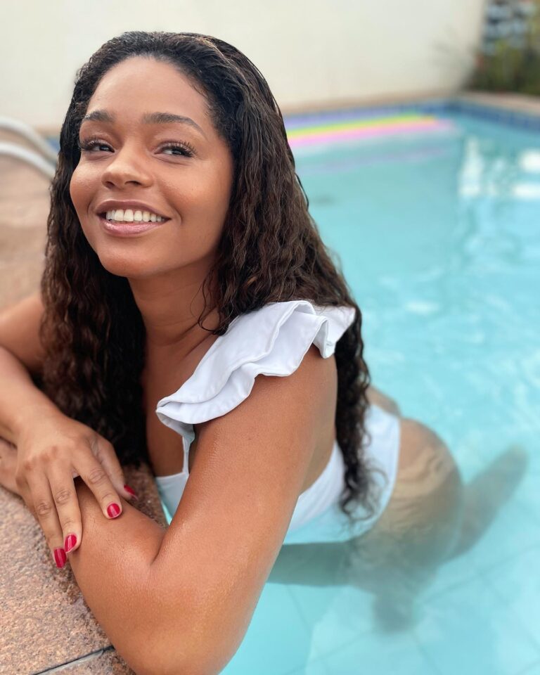 Double Tap Frenzy Juliana Alves's Top 10 Instagram Pics