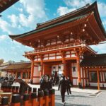 Sheryl Rubio Instagram - Japón. Fuiste mucho más de lo increíble que pensé que serías. Superaste mis expectativas a otro nivel, me enamoré y entendí una cultura tan diferente a la mía 🥹. Comí hasta más no poder, nos perdimos en tus trenes y calles, sufrimos y batallamos para entendernos con toda tu gente pero que gran aprendizaje y que gran viaje nos hemos echado! Espero regresar en un par de años para caminarte y disfrutarte tanto como este primer viaje. Aquí les subo algunas fotitos (tenemos muchísimas más pero esto es un poquito de lo que vivimos) - el mejor viaje de Honey Moon que @shapswade pudimos haber pedido 🫶🏻