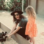 Caterina Scorsone Instagram – It’s Fall! Feed your friends! Feel like family. 🍁🌾🦆🍎❤️