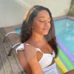 Juliana Alves Instagram – Hoje o calor foi de verdade no Rio de Janeiro 😅🔥☀️
Amostra do verão que já tá vindo aí!… Vamos refrescar que a semana promete!