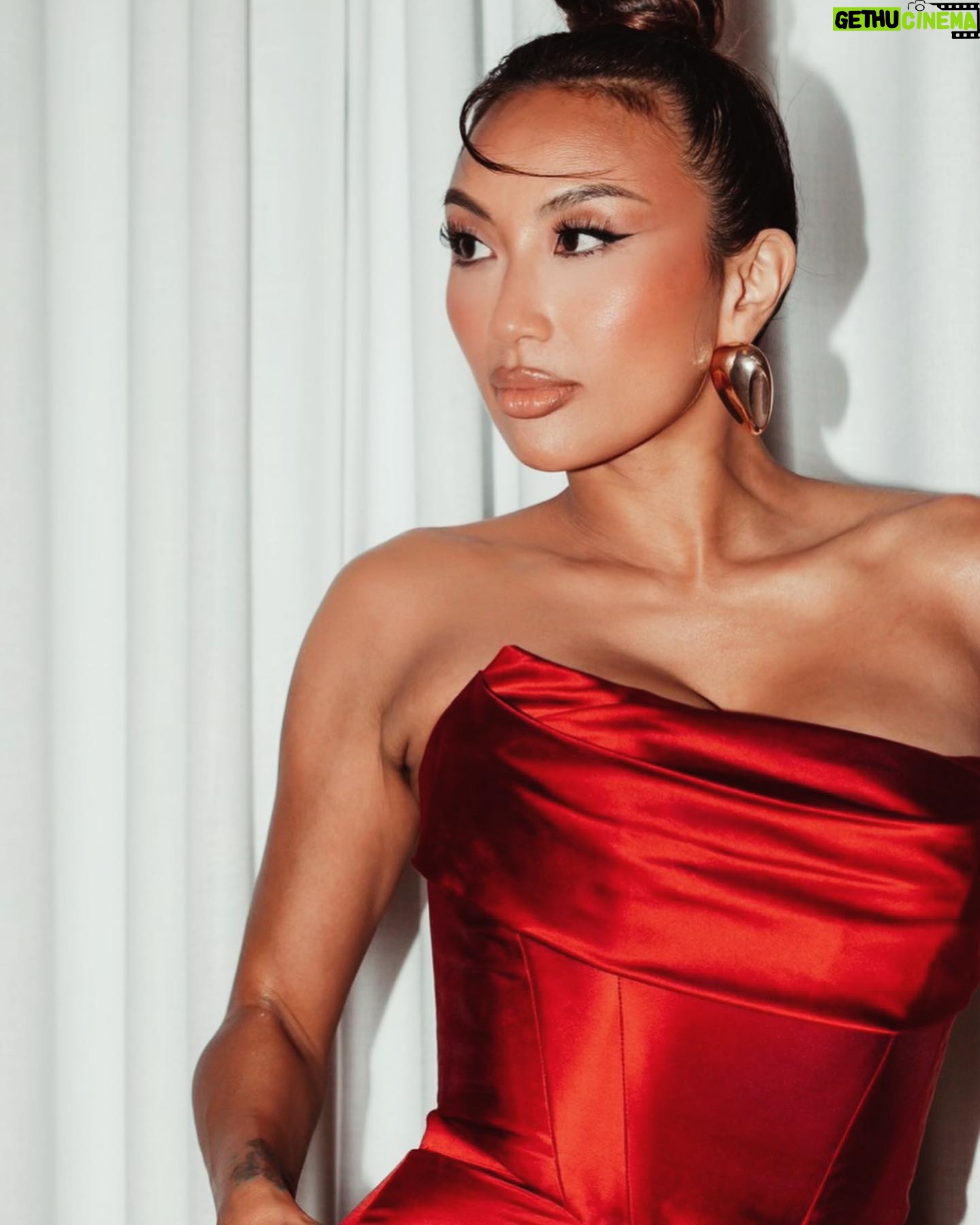 Jeannie Mai Instagram - wham bam thank u glam 💋