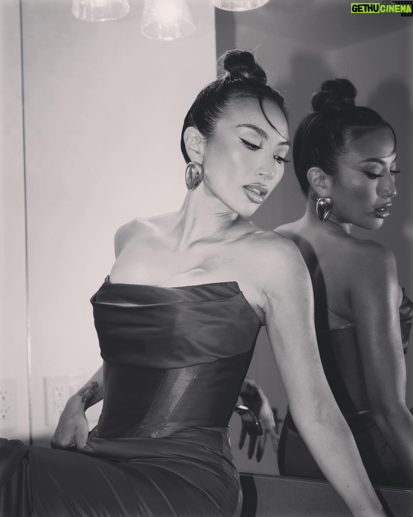 Jeannie Mai Instagram - wham bam thank u glam 💋