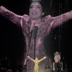 Lolita Milyavskaya Instagram - Начинается Жизнь‼️ Всё, как написал и предсказал Алексей Романоф в «Раневской»✌️⁣⁣⠀
Даже чувствую себя моложе, сдав экзамен в Крокусе!⁣⁣⠀
4 трека в чартах и задолго закончившиеся билеты по Стране - это лучший Подарок для любого артиста✌️❤️⁣⁣⠀
И теперь о личном! Получила поздравления и подарки от огромного числа зрителей, друзей. СПАСИБО🙏❤️⁣⁣⠀
От тех, кого тихо Люблю, кого называю Близкими, Ждала отдельно, ПОЛУЧИЛА🙏❤️‼️ С разговорами и записками, которые заперты в коробочке письменного стола!⁣⁣⠀
В сердце всё❤️🙏⁣⁣⠀
Смотрите 6 января в эфире НТВ✌️