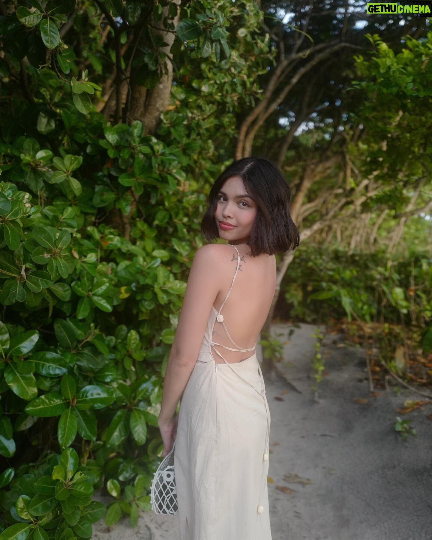 Maine Mendoza - 387.4K Likes - para-para-paradise 🏝️