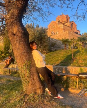 Han Hyo-joo Instagram - #북마케도니아 
#northmakedonia 
#ohrid

.....with Mom 🤍