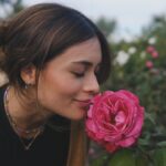 Daniela Calle Instagram - Secuencia al final 🦭🤫🌼