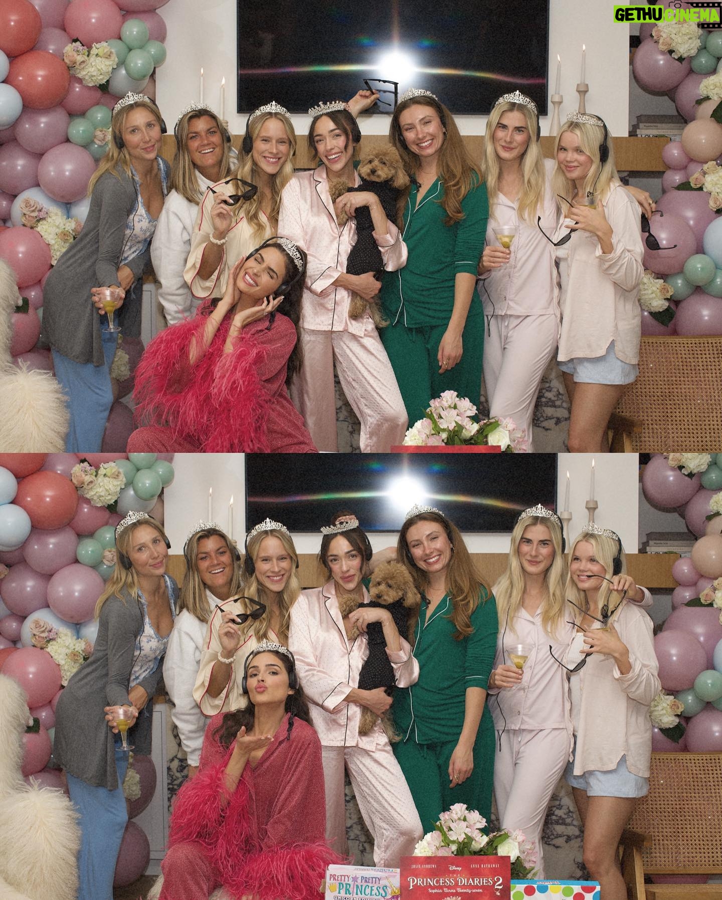 Olivia Culpo Instagram - Happy official birthday to my baby sister @sophiaculpo Amelia Thermopolous PrinCESS of Genovia. I love you!!!!!!
