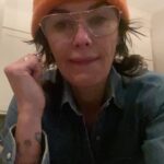 Lena Headey Instagram - This is long, hold onto your MAHUSSIVE orange knobhead beanie .. BUT seriously , ANYONE who fancies giving  this brilliant charity @haircuts4homelessuk another year .. or two .. WE WOULD LOVE TO HEAR FROM YOU… I’ll be in London in December and we can have dinner and discuss the way forward. 
Thanks much ya bunch of sexy bastards ❣️🤘❤️