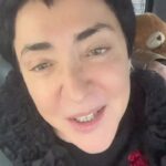 Lolita Milyavskaya Instagram - Я ТАК ВАС ВСЕХ ЛЮБЛЮ!! СПАСИБО ЗА ПРОЯВЛЕНИЕ ВАШЕЙ ЛЮБВИ!!! Я ЧУВСТВУЮ СЕБЯ МАЛЕНЬКОЙ❤️!!! ВОТ ТАК ЭТО ОЩУЩАЕТСЯ В 60 СЕГОДНЯ🎤‼️❤️…