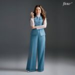 Sophia Bush Instagram - @SophiaBush’s quest for innovation has been a winding path, but she sees it all as part of a much bigger picture: “As far back as I can remember, there have been opportunities to support other people. And it's always felt like a must for me, not a maybe.”

That spirit led Bush from acting and activism to angel investing, with a focus on femtech companies like @goAuntFlow and @wearoya. “If we want to see more women founders and more women in venture,” she asserted, “we need to be there ourselves.”

Read more from Bush on politics, power, and storytelling in our Innovation Issue at the link in bio.

Writer: @erikarjanes
Photographer: @weston.wells
Stylist: @kevinmichaelericson
Creative Design   Direction:
@jenciminillo @laurakava
VP, Video: @reshmago
Video Editor: @allieoc_

#flowhealth #findingflow #innovation #womenshealth