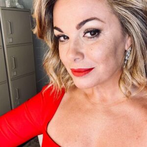 Vanessa Incontrada Instagram - Siamo prontiiiii .. inizia Zeliggggg 👏👏👏👏❤️😊😊

📺 #Zelig Questa sera su
Canale 5 e in streaming su
#MediasetInfinity