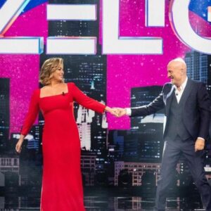 Vanessa Incontrada Instagram - Siamo prontiiiii .. inizia Zeliggggg 👏👏👏👏❤️😊😊

📺 #Zelig Questa sera su
Canale 5 e in streaming su
#MediasetInfinity