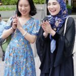 Wawa Zainal Instagram – Try on hijab kat klcc today. MasyaAllah benar la terus auto cantik diorang🥹 

@wawascarves_hq
