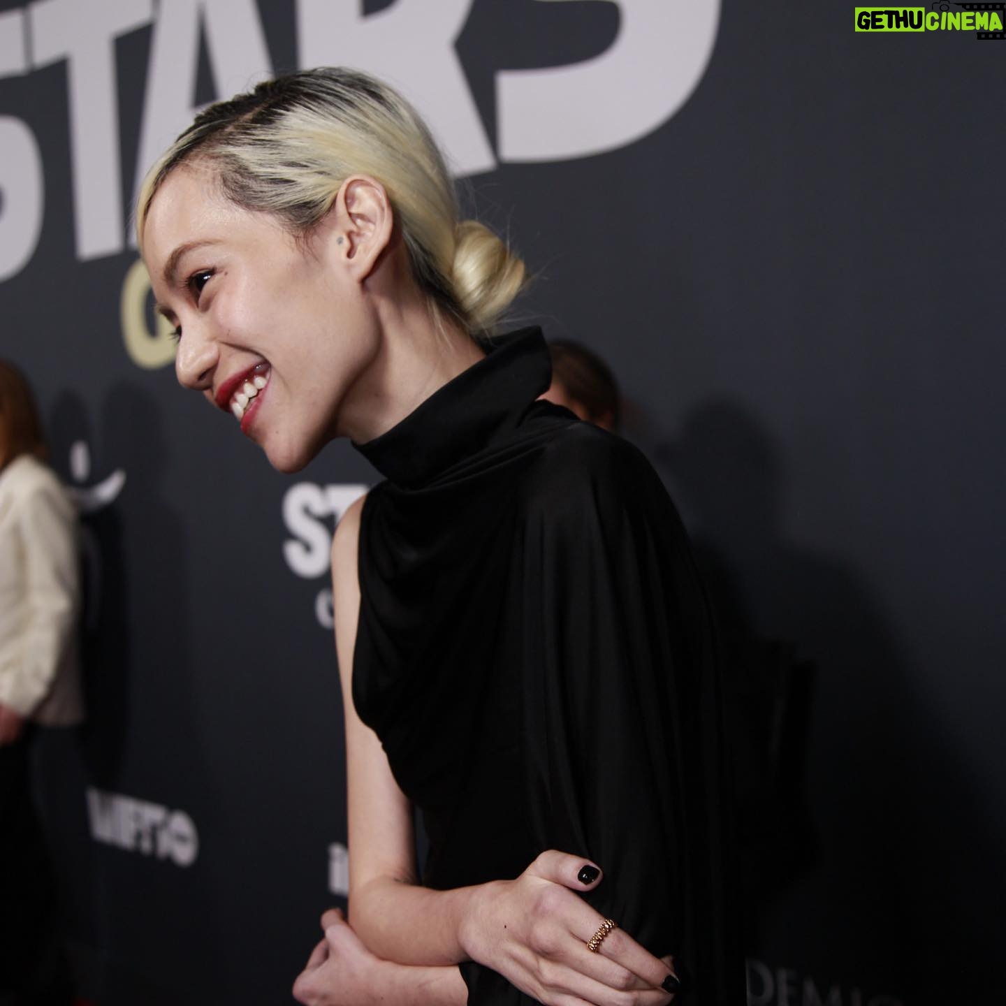 Chicha Amatayakul Instagram - sometimes it takes times, but stars do align 🌟
me in @ysl by @anthonyvaccarello for @starsaiff 🖤✨
thank you for having me and thank you to my fans for always being patient with me, i could never imagine any of this without you🐱🖤✨ #inannoyou