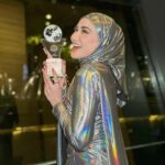 Wawa Zainal Instagram – ❤️ makeup sendiri 15minit🤣

Dress @ezuwanismail 
Hijabstylist @farhanahfauzy 
Style by @abushaefhamza