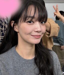 Shin Min-a Instagram - 💗