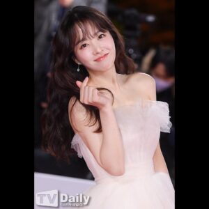 Park Bo-young Instagram - 예쁜 사진 감사합니다🥰