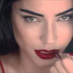 Merve Boluğur Instagram –