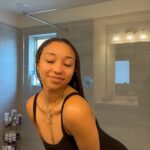 Zonnique Pullins Instagram – Refreshing my braids 💁🏾‍♀️ is so easy with @mielleorganics Rice Water Collection! 💕 Shop their $7 Black Friday Sale to grab your favorites and get FREE shipping!