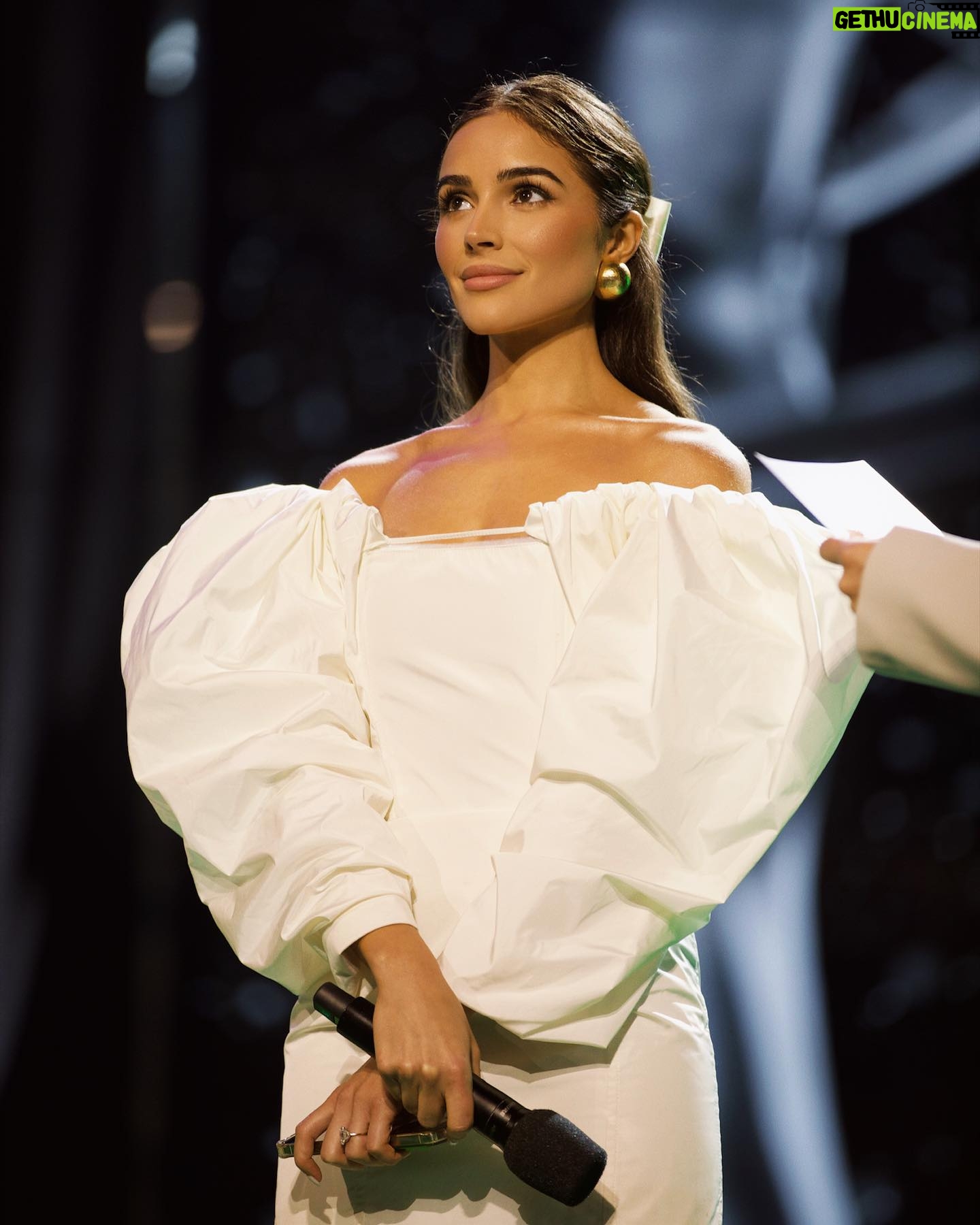 Olivia Culpo Instagram - Miss Universe day 1 rehearsals 🤍 Who will be the next @missuniverse !?