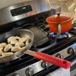 Mayim Bialik Instagram – Children of the 70s and early 80s: Do you remember when handles extending off of the stove was the greatest threat to our safety?? 😬🍳🤭