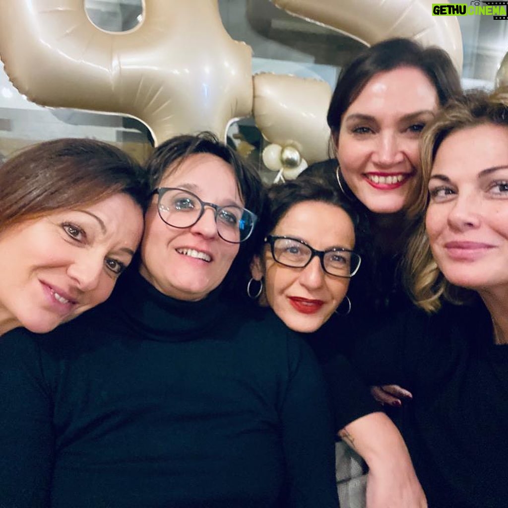 Vanessa Incontrada Instagram - Le più belle amiche del mondo 😊❤️🥰