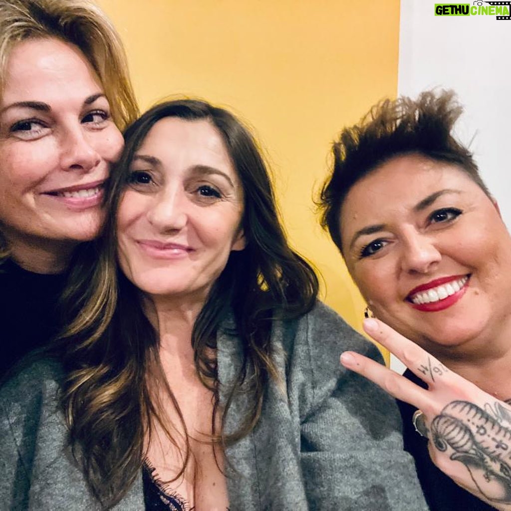 Vanessa Incontrada Instagram - Le più belle amiche del mondo 😊❤️🥰