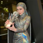 Wawa Zainal Instagram - ❤️ makeup sendiri 15minit🤣

Dress @ezuwanismail 
Hijabstylist @farhanahfauzy 
Style by @abushaefhamza
