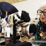 Iris Apfel Instagram - Shop shop shop til you drop drop drop today! 🛍️ #blackfriday 

📸: @mariahtauger for the @latimes