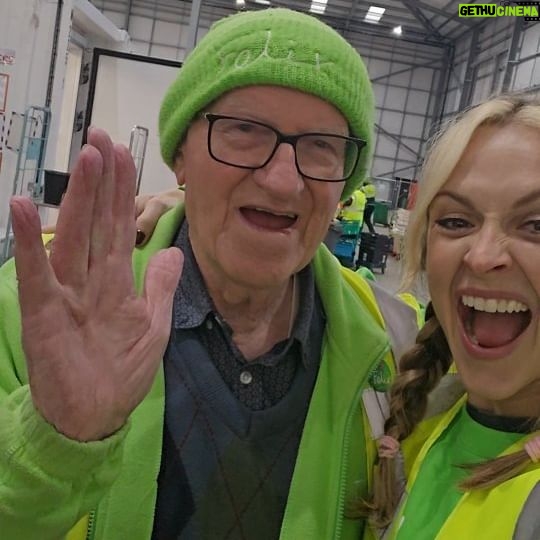 Fearne Cotton Instagram - I had the best morning at one of the @thefelixproject depots meeting the volunteers. Meet Soren, Diana and Evie and 85 year old Jim who volunteers 6 mornings a week. There are some good eggs out there doing beautiful things.
It was brilliant to see the charity in action and to learn more about this incredible operation to redistribute food (that would otherwise go to waste) across London to families that are in need. Not only is the charity a vital life line to people across London in need but it also stops tonnes of food getting chucked away each day.
What I loved the most was the atmosphere at the depot and beautiful mix of people all working together and forging friendship. I feel greatly boosted by it all.
If you want to become a volunteer do visit their page and if you can, a donation to their Empty Plate emergency appeal would be greatly appreciated.
@thefelixproject
