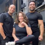 Susana Vieira Instagram – Terça-feira ,academia,salão de beleza minha terapia… 💆‍♀️💪🏽 Meus meninos que amo @henriqueprata_hair 
@viliamgomes @espacovshairco