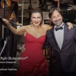 Şevval Sam Instagram - “❤️AŞKI BULACAKSIN❤️” KONSERİMİZ, 
5 ARALIK ‘TA ZORLU @zorlu_psm SAHNESİNDE..YENİ YIL YAKLAŞIRKEN, TÜM DİLEKLERİMİZ AŞKA DAİR OLSUN..VAROLAN KORUNSUN, ARANAN BULUNSUN😉🎁❤️🎀❤️❤️❤️❤️❤️❤️❤️❤️
@ibrahimyazici @vigor_sanat @ceydahasirci