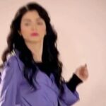 Merve Boluğur Instagram –