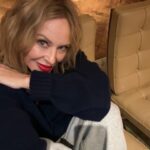 Kylie Minogue Instagram - #trackiedaks 😊💋