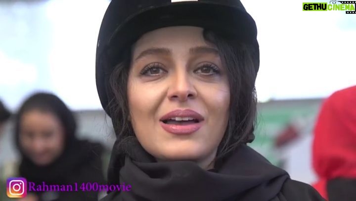Sare Bayat Instagram - .
.
video: @karimi_mehdii
.
#ساره_بیات #رحمان_۱۴۰۰
#sarehbayat #sareh_bayat