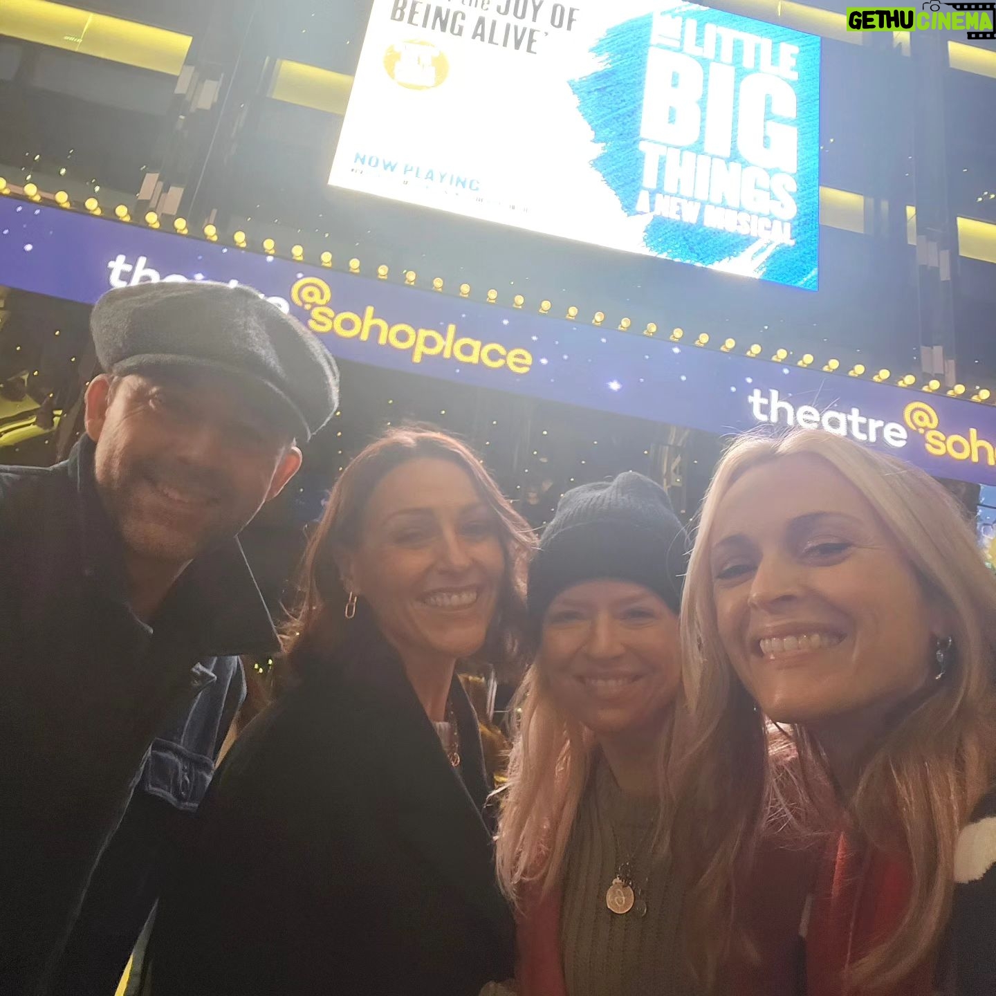 Fearne Cotton Instagram - Last night was extraordinary!!! ✨️✨️✨️✨️✨️✨️✨️✨️✨️✨️
We went to watch my friend @henryfraser0 incredible musical the Little Big Things which is a stage show based on his life.
I will not be able to articulate just how magical it is as you HAVE to see it and feel it.
The cast were sensational: their voices melted into the most beautiful harmonies, their delivery of the script had me laughing one minute and crying my eyes out the next and they brought Henry's story to life in the most stunning way.
There were small moments where the whole stage would change colour, giving me goosebumps, or the lights would go out leaving you in darkness reflecting on life and quietly sobbing.
Thank god @suranne_jones
had some nanna tissues in her handbag. 🤧
It's quite frankly a masterpiece.
I'm so glad Henry made it to the show on the same night as us so we could have a hug and a quick catch up. If you haven't read his books, or seen his art work I urge you to follow him over at @henryfraser0 🎨
A night I will not forget. ❤️
@clarevmb @suranne_jones