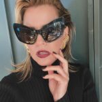 Elizabeth Banks Instagram - @balenciaga Saturday thank you for having me @demnagram