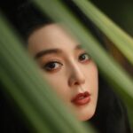 Fan Bingbing Instagram - Heartfelt thanks to @sgiffest 2023 for honoring me with the Cinema Icon Award! ❤️

👗 @ferragamo Resort 2024, styled by @_christopherbu_ and @wishgui3 
💄 @huyiyin8, @_christopherbu_ 
📸 @zungninja and @ryan_john_peters.
❤️ @jerseychong, @mattie_ma, @babezoooooooe