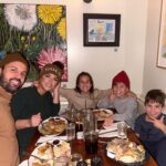 Jessie James Decker Instagram - NYC fun pt 1🫶🏼