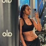 Justine Skye Instagram - riiight…